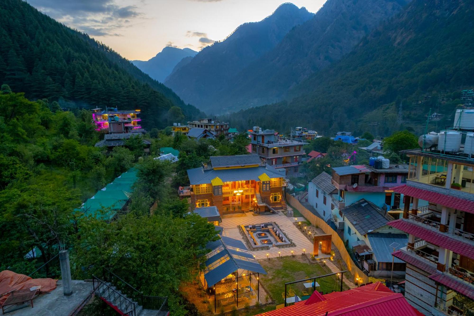 Whoopers Boutique Kasol Hostel Kültér fotó