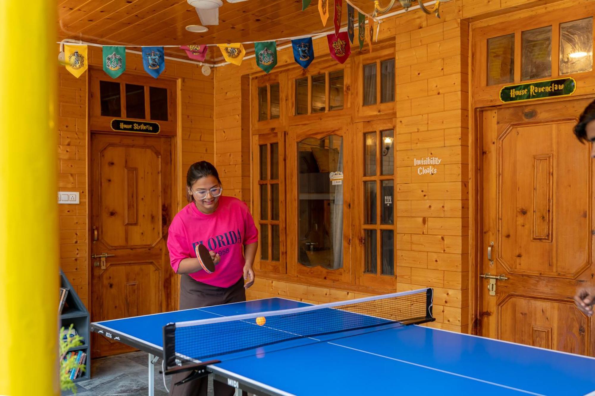 Whoopers Boutique Kasol Hostel Kültér fotó