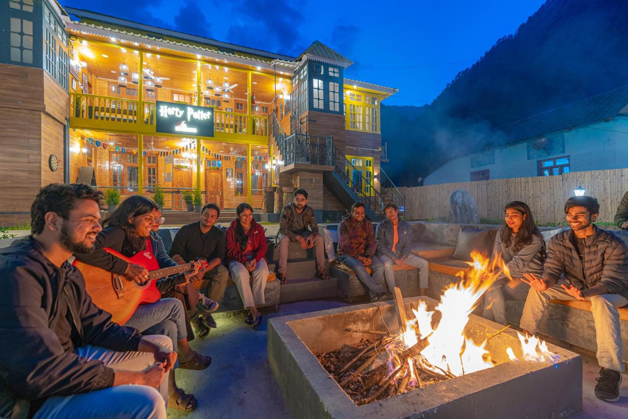 Whoopers Boutique Kasol Hostel Kültér fotó